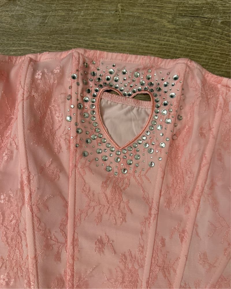 Romantic Lace Embellished Dress - Image 4