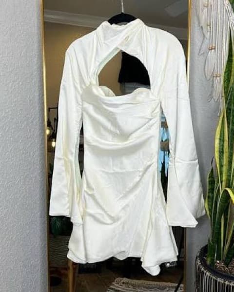 House of CB Toira White dress - Image 2