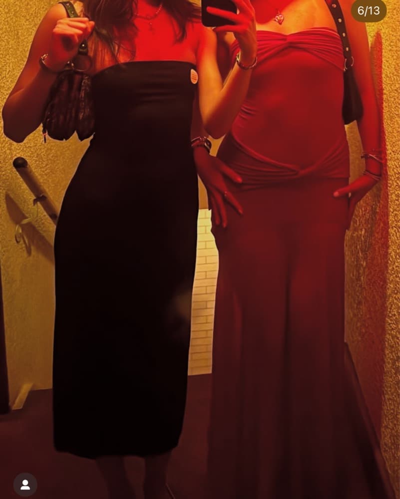 Tasmin Maxi Dress in Red - Image 2