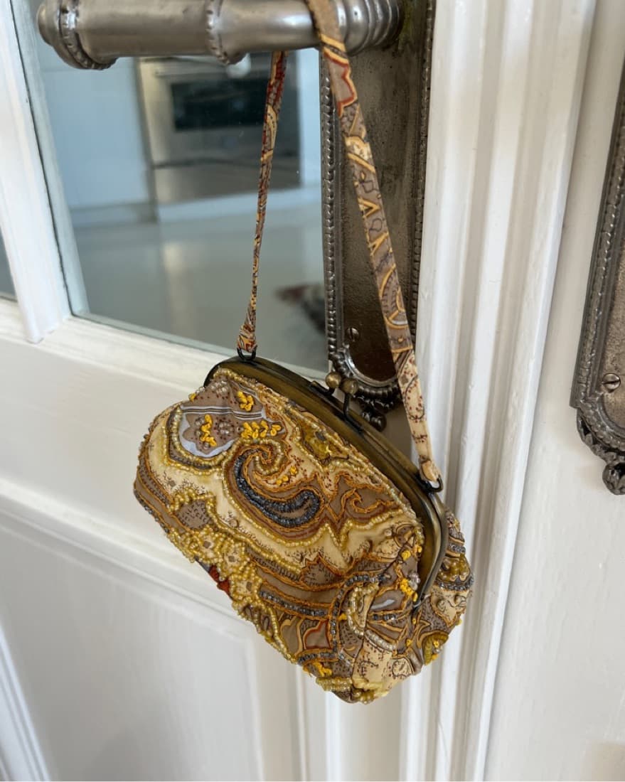 Small Vintage Beaded Bag - Image 3