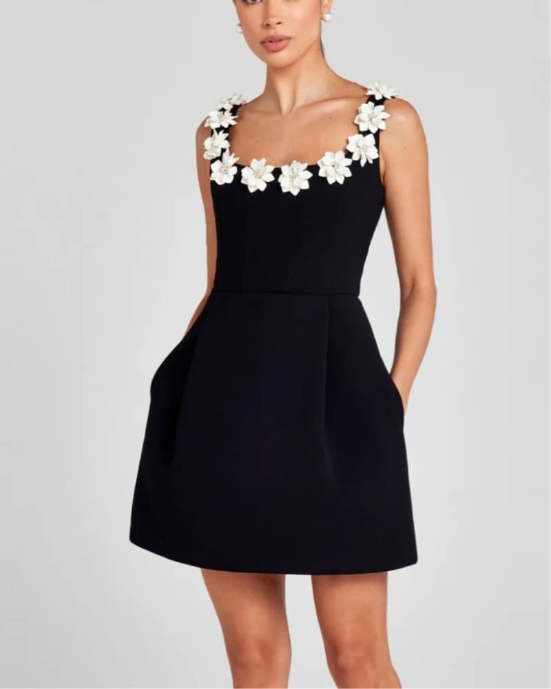 Cindy Monochrome Dress - Image 3