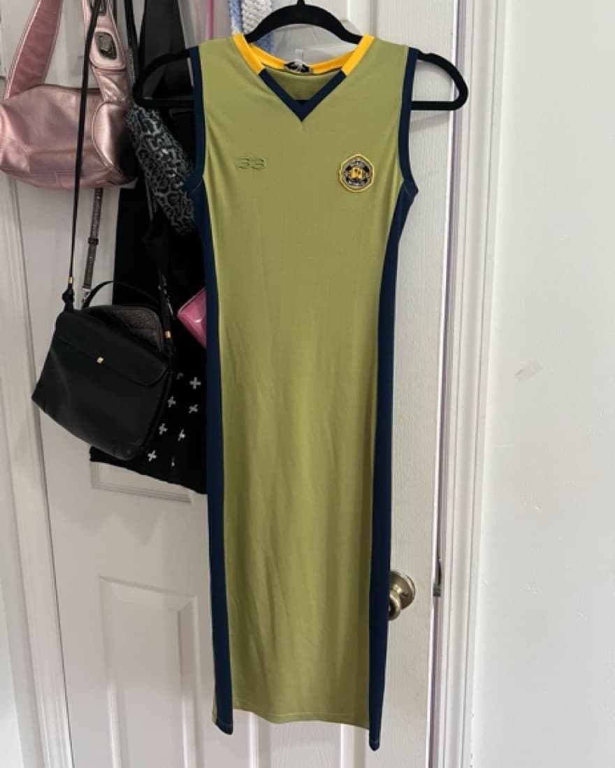 Bold Colorblock Athletic Dress - Image 3