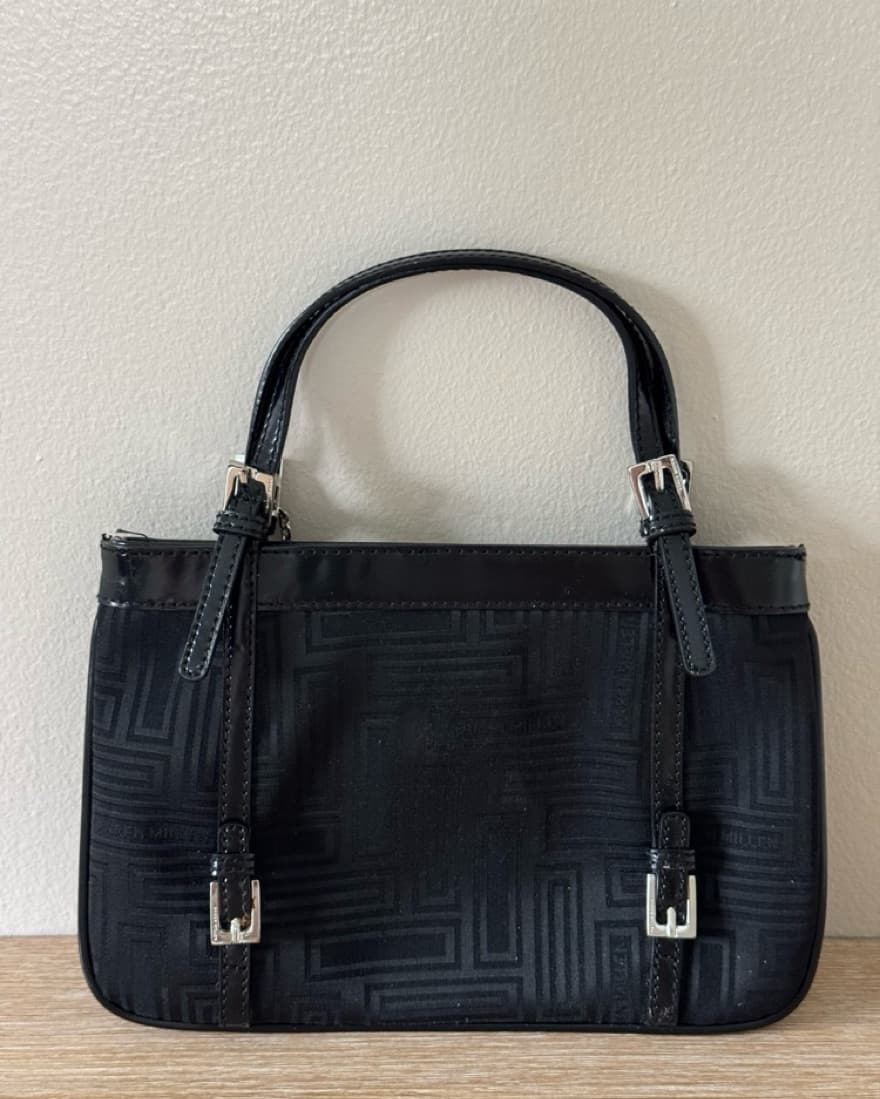 Karen Millen Black Purse Silver Chain - Image 3