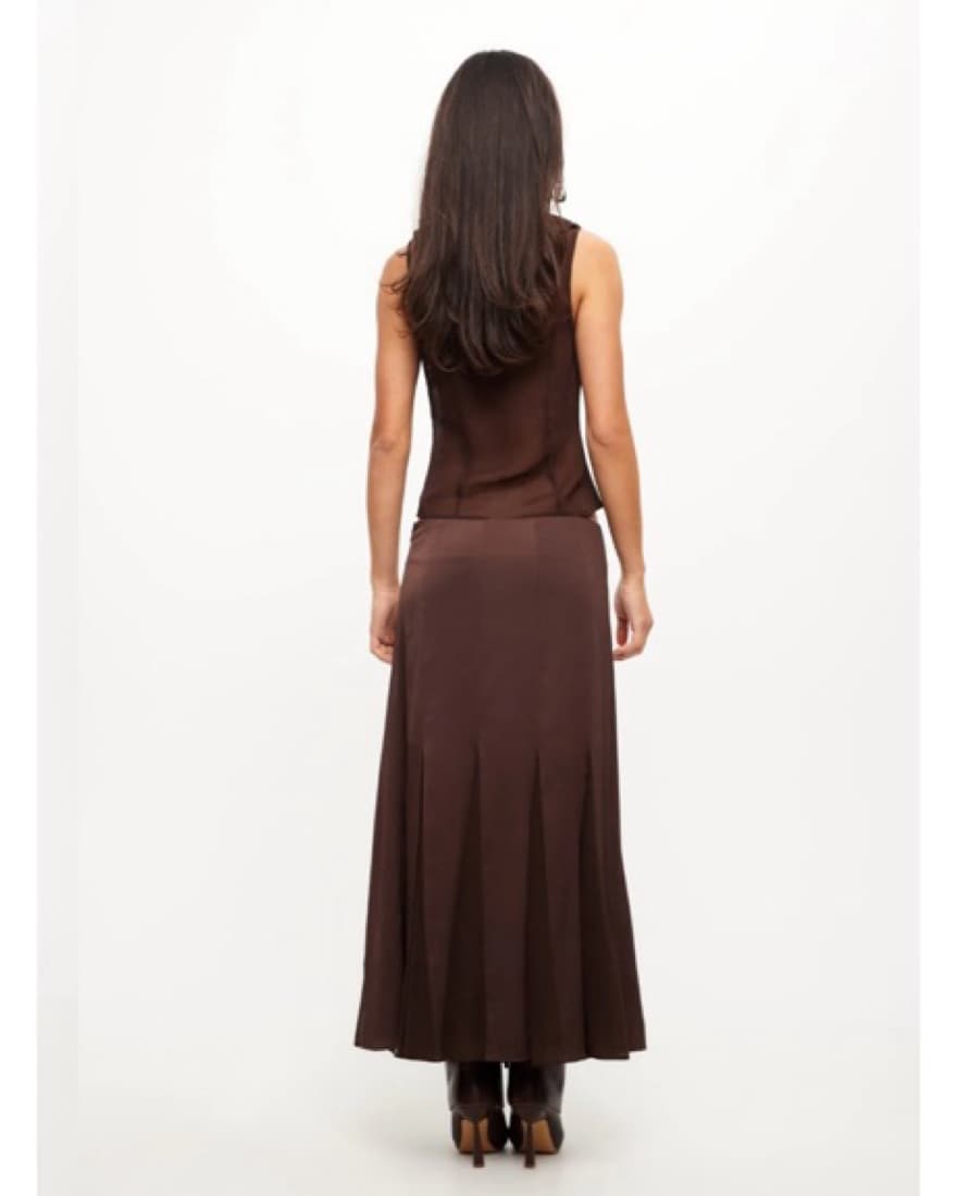 Lioness Chocolate Skirt Set - Image 2