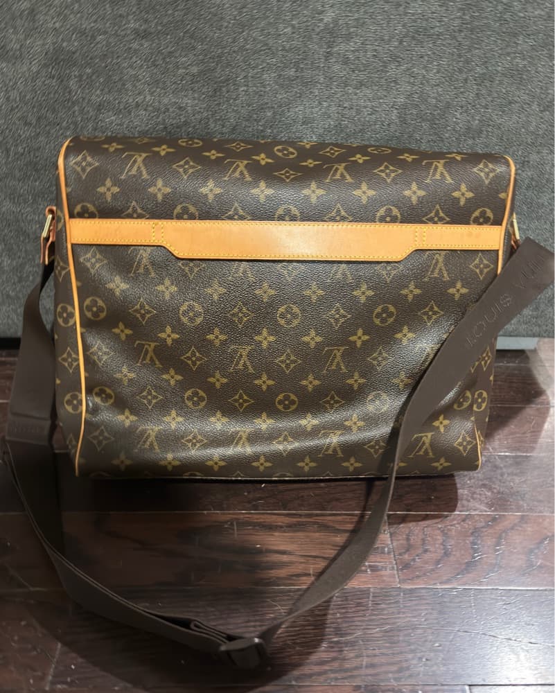 Monogrammed Messenger Bag - Image 4
