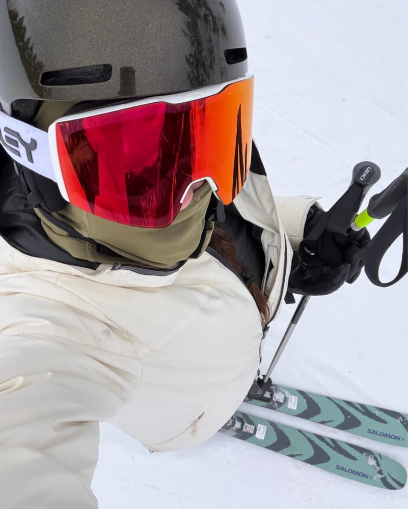 Stylish Oakley Snow Helmet - Image 3