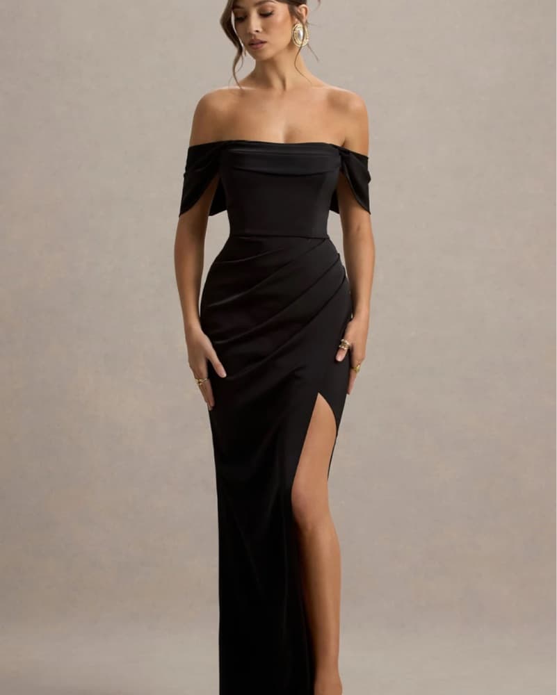 Elegant Off-Shoulder Black Gown - Image 1