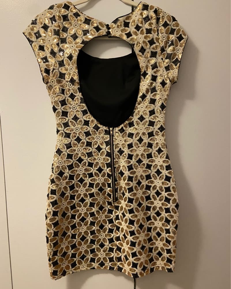 Gorgeous Sequin Floral Dress - Image 2