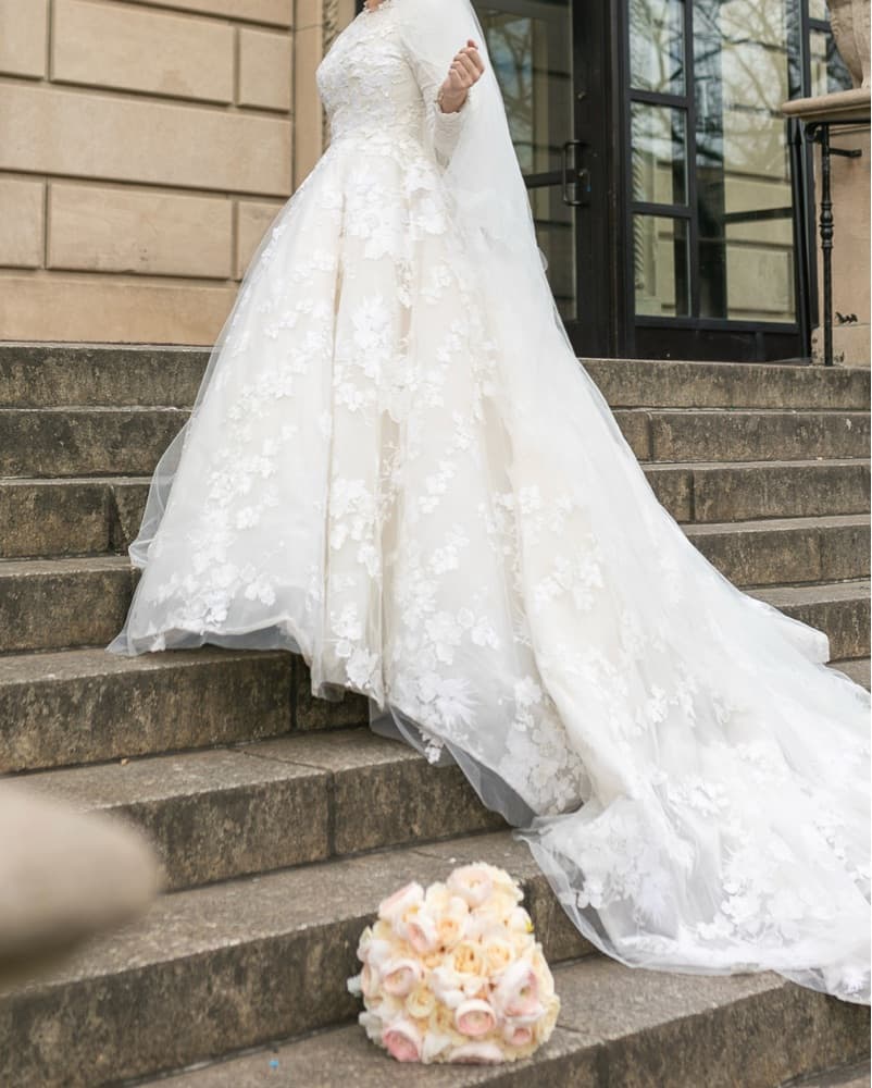 Monique Lhuillier Bridal Wedding Gown - Image 4