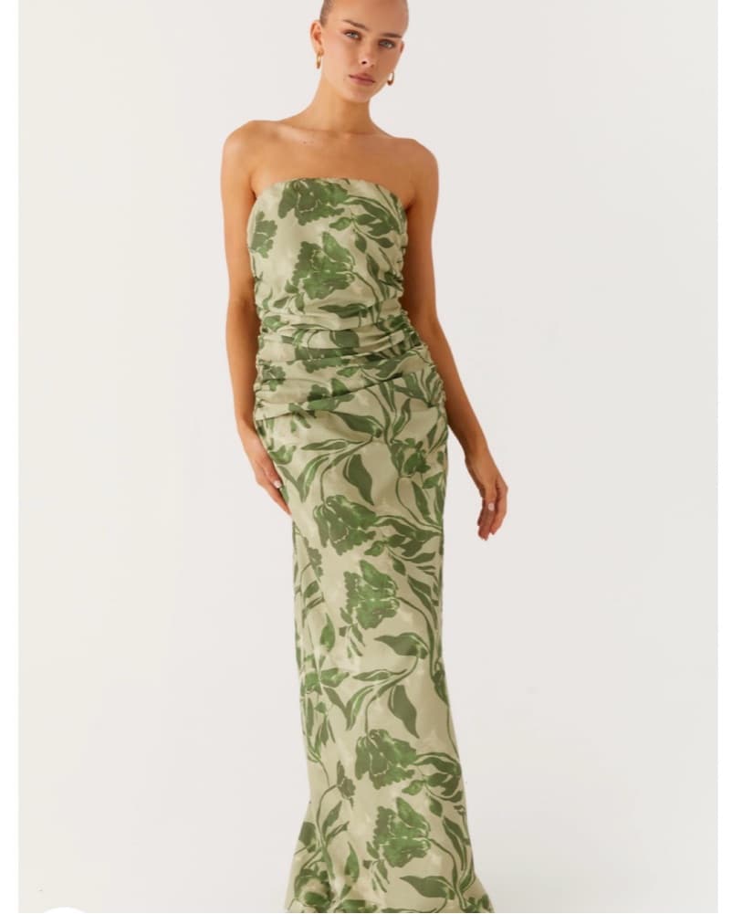 Elegant Floral Print Maxi Dress - Image 4