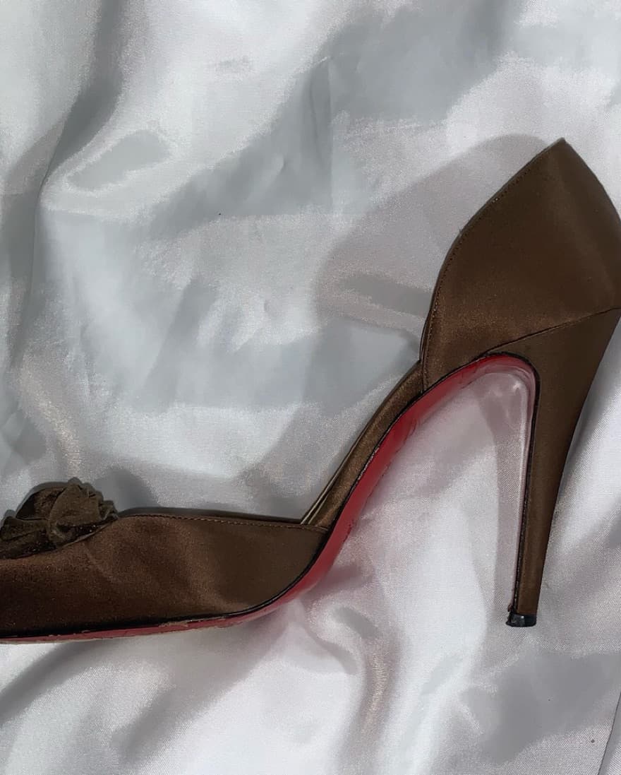 CHRISTIAN LOUBOUTIN size 41 D'Orsay PUMP - Image 1