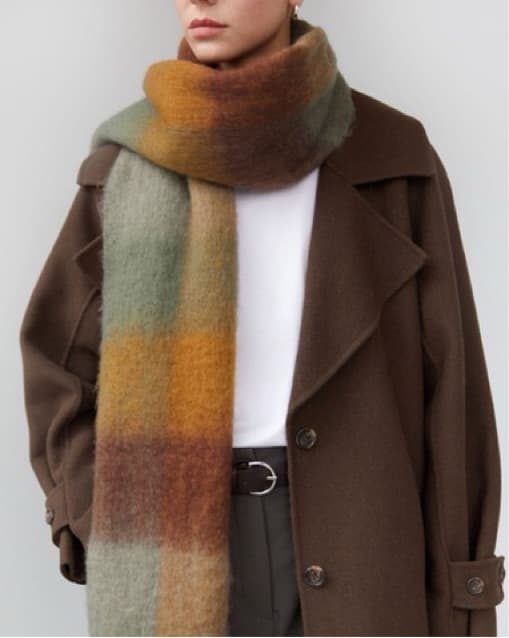 Oak and Fort Chunky Checkered Scarf - Image 1