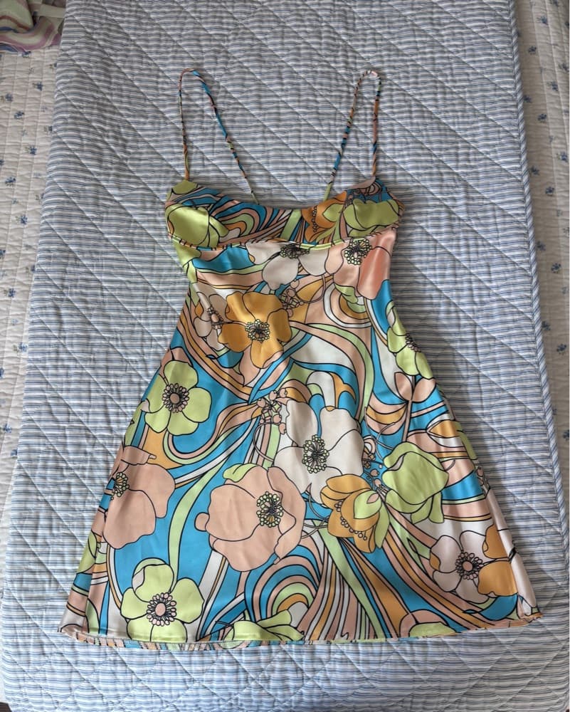 Medoum Zara Printed Dress - Image 3