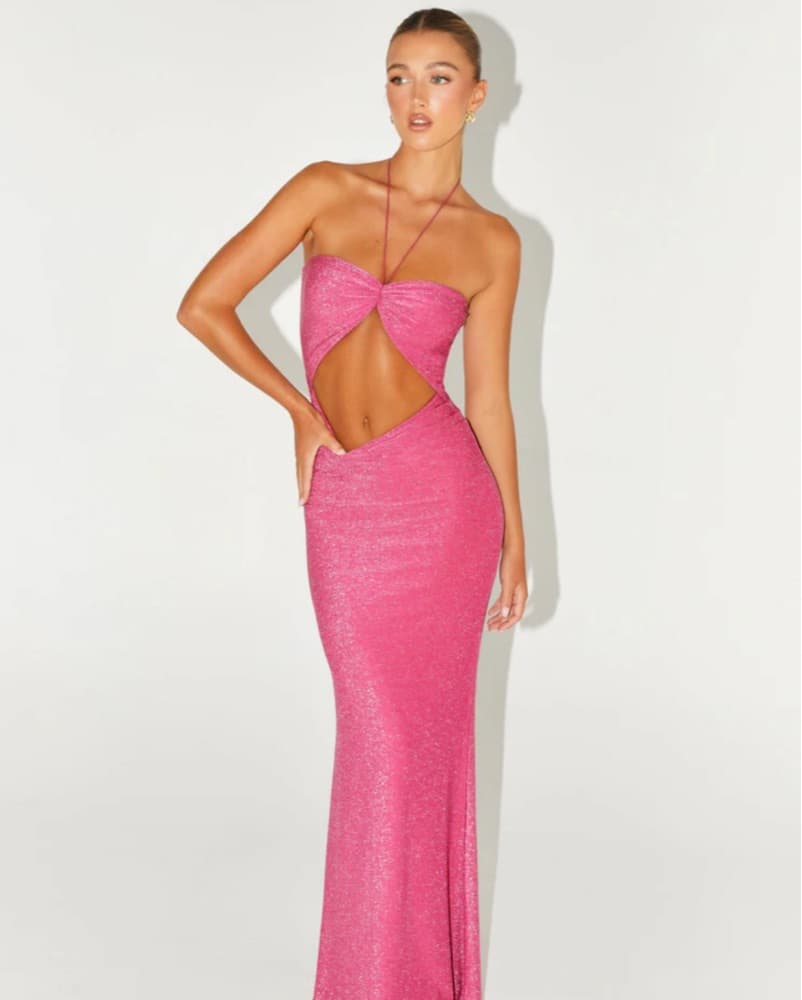 Captivating Fuchsia Sequined Gown - Image 3