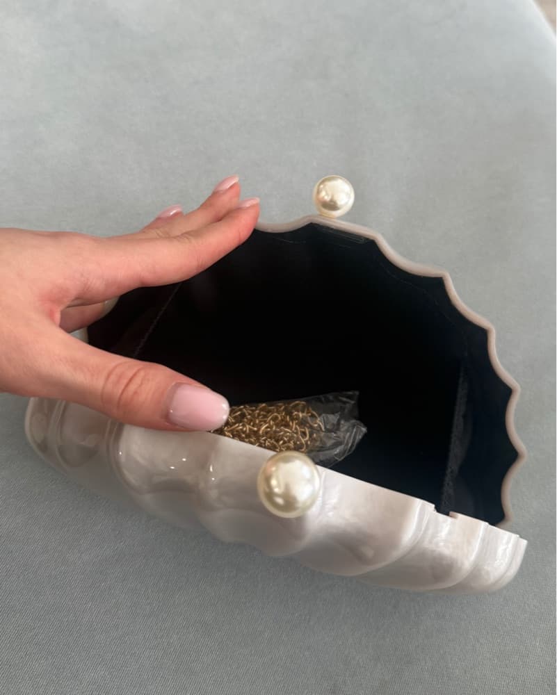 Silver Seashell Clutch  - Image 2