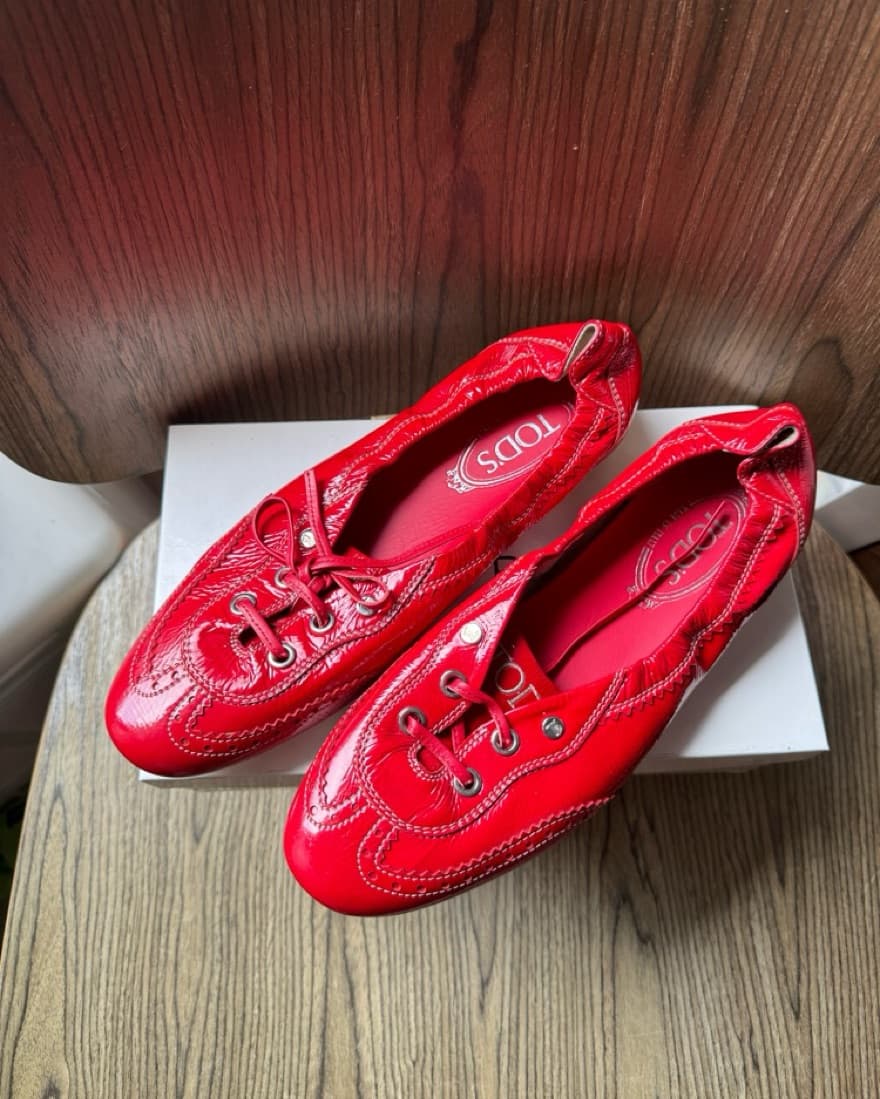 Vintage Tods Patent Ballet Flat Sneaker - Image 1