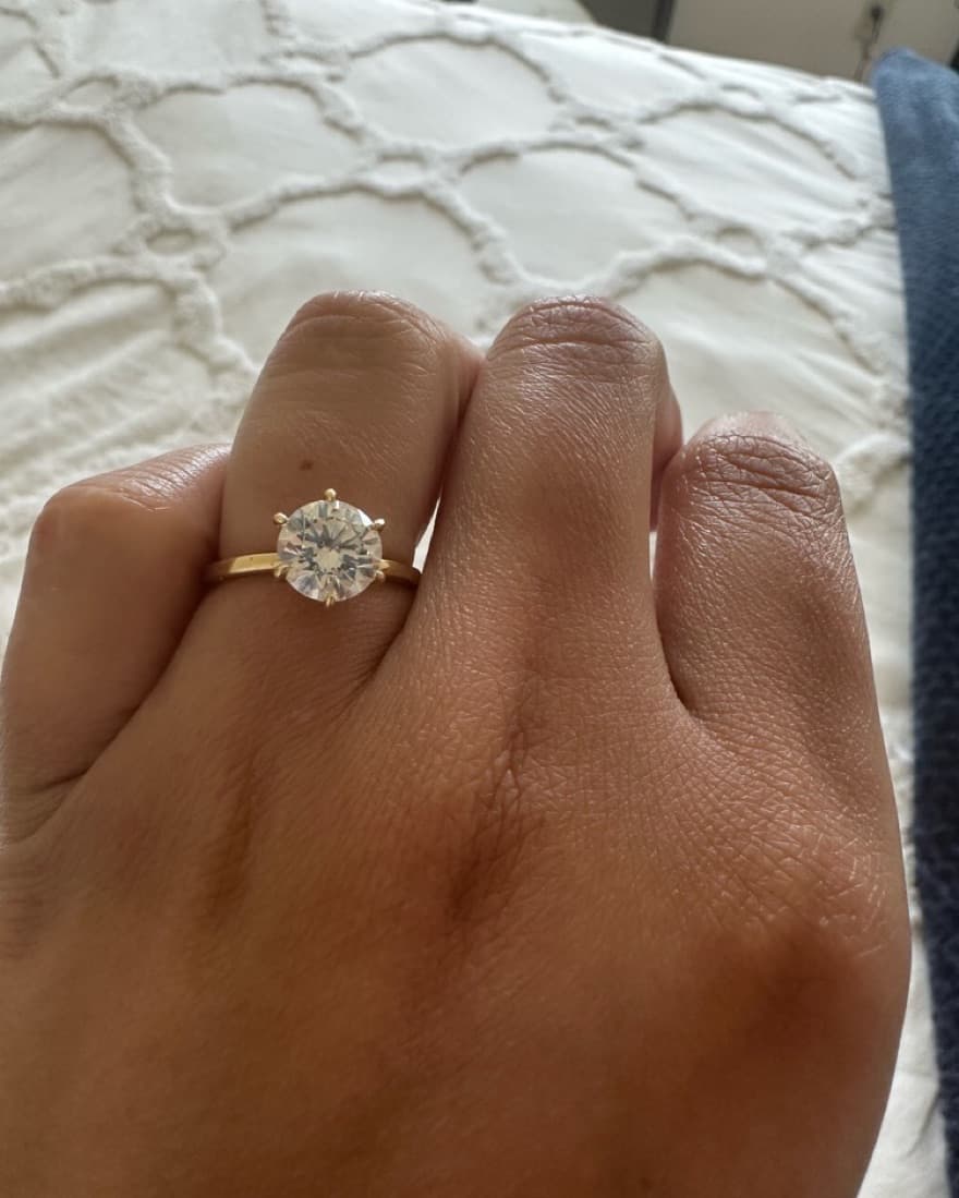 2ct Diamond Ring Set On 14k Yellow Gold - Image 1
