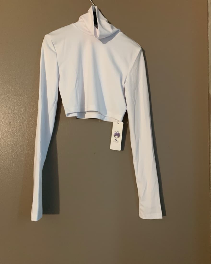 Nwt Bodycon Croptop Long Sleeve - Image 2