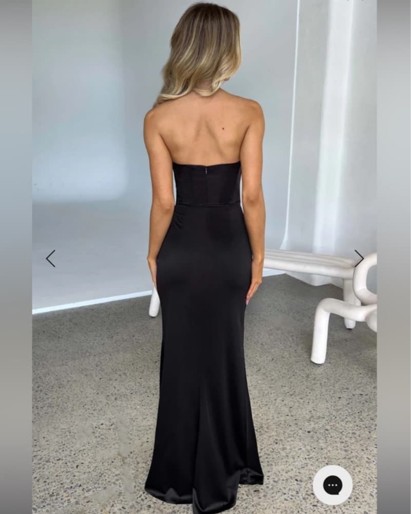 Safiya Maxi Dress - Black - Image 2