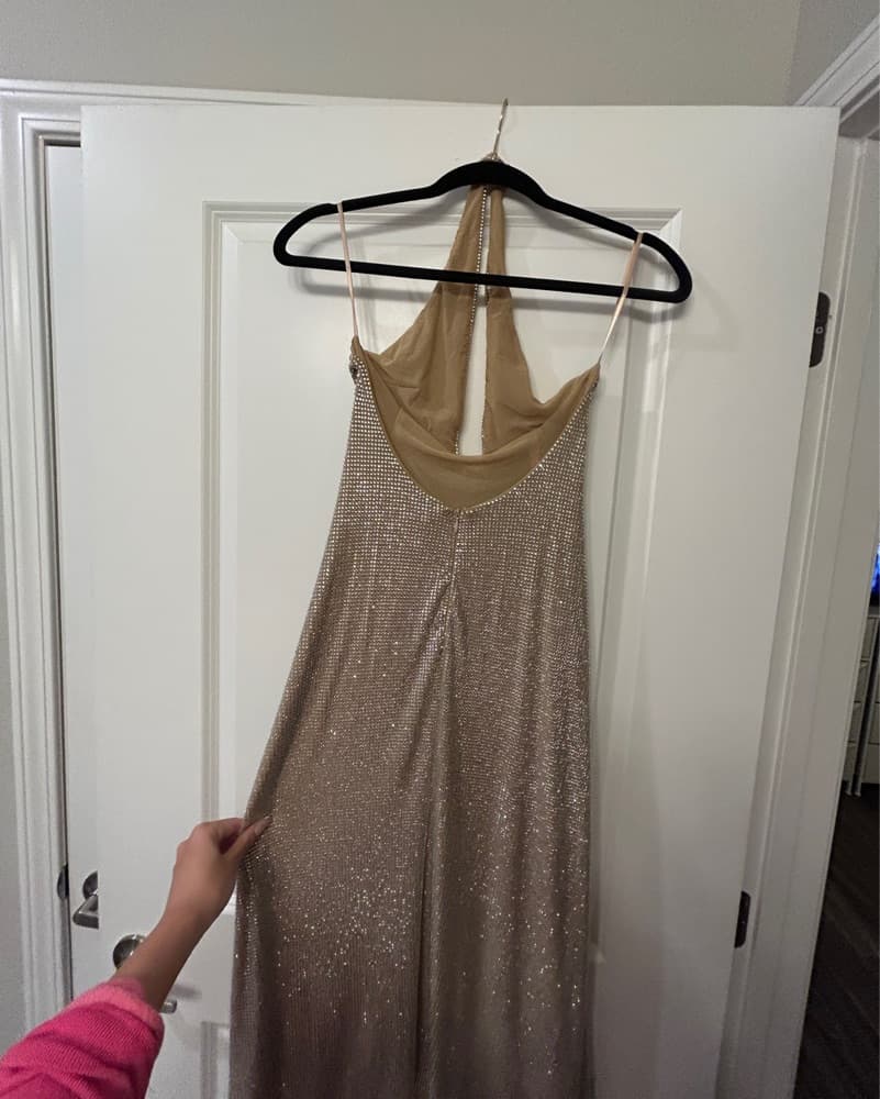 Meshki Gold Halter Midi Dress - Image 4