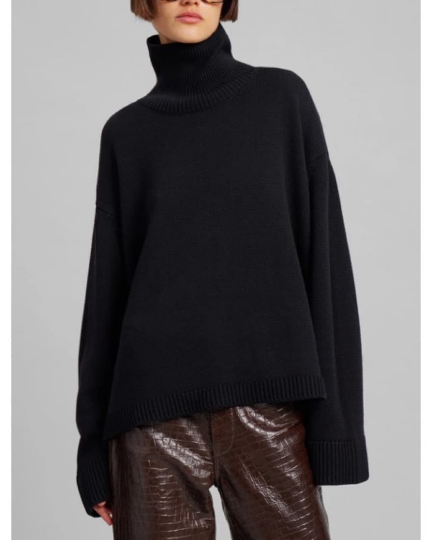 Oversized Black Turtleneck - Image 1
