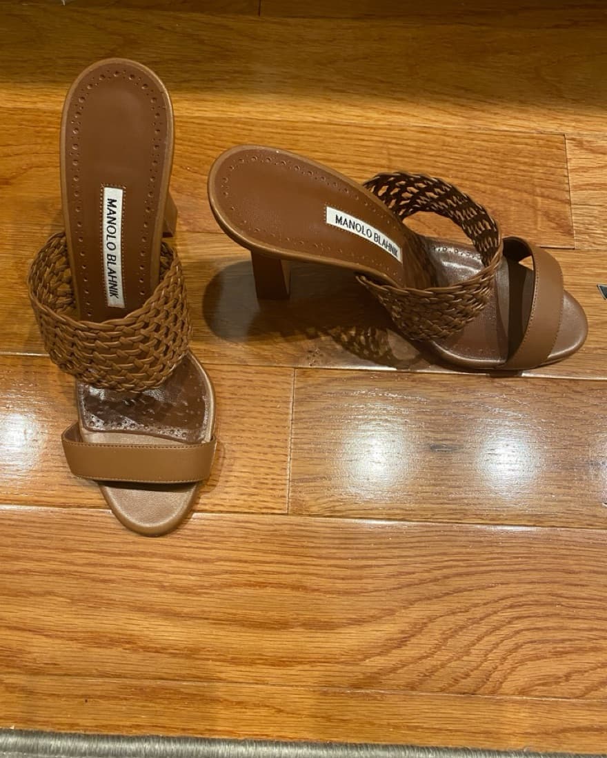 Manolo Blahnik - Image 2