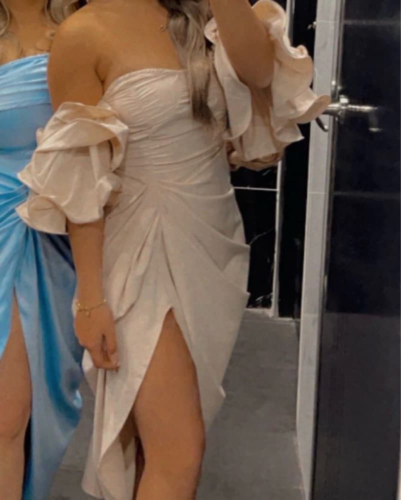 Elegant Off-Shoulder Ruched Slit Dress - Image 2