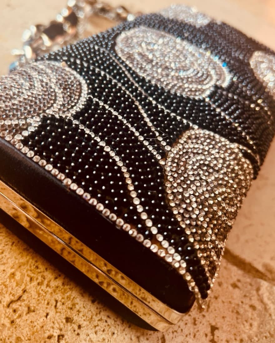 Sparkly Formal Clutch /fits Iphone 14 - Image 4