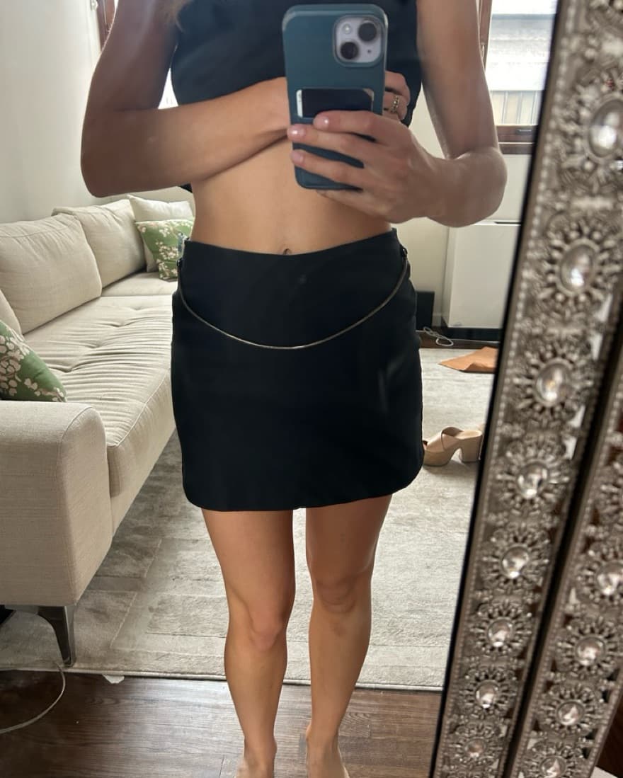 Black Skirt With Chain - Image 2