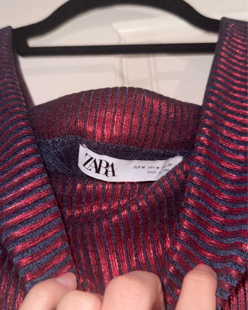 Zara long sleeve red shirt - Image 3