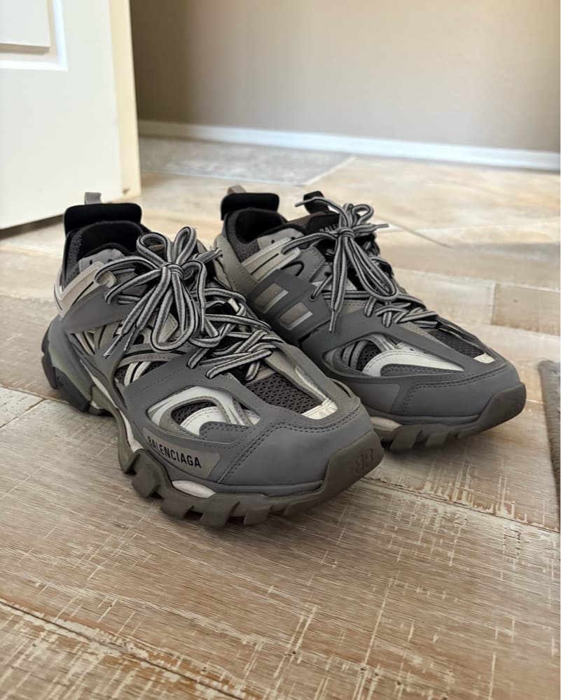 Balenciaga Sneakers - Image 2