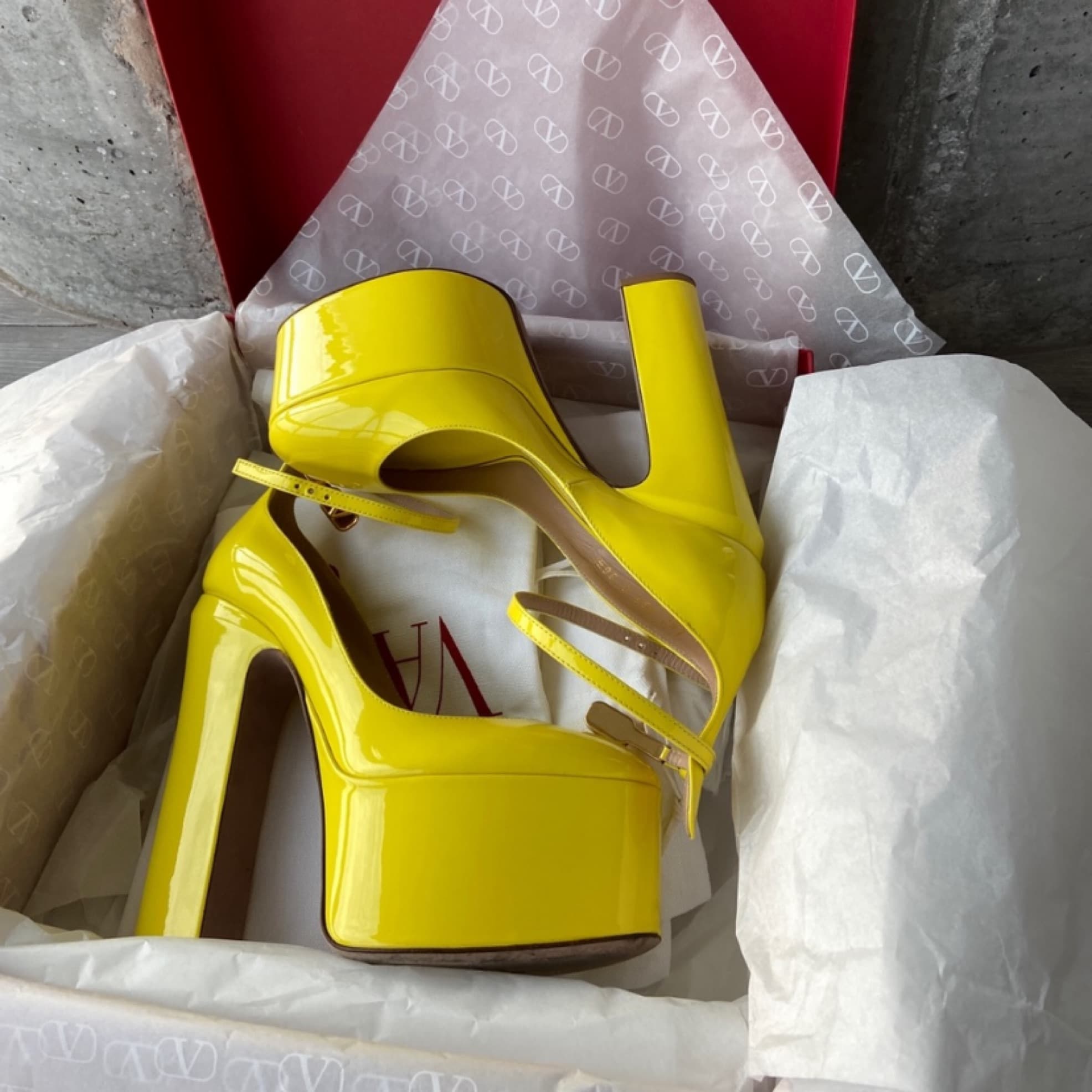 Valentino Tan-go Platform Heels Yellow - Image 6