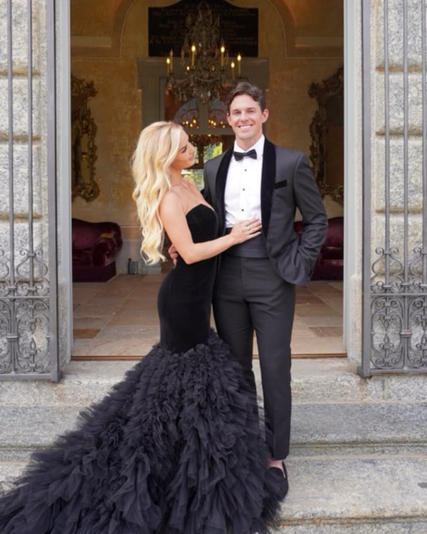 Mac Duggal Black Dress - Image 5