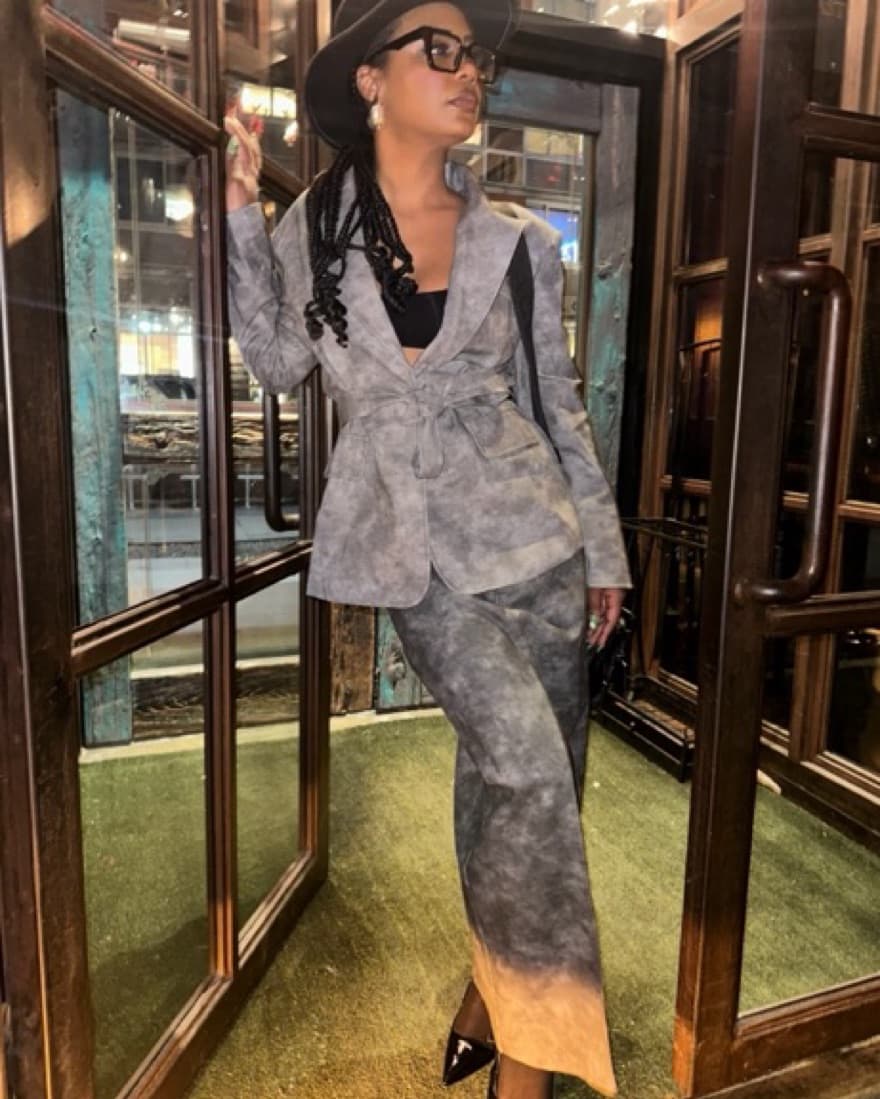 Stylish Gray Tie-Dye Power Suit - Image 1