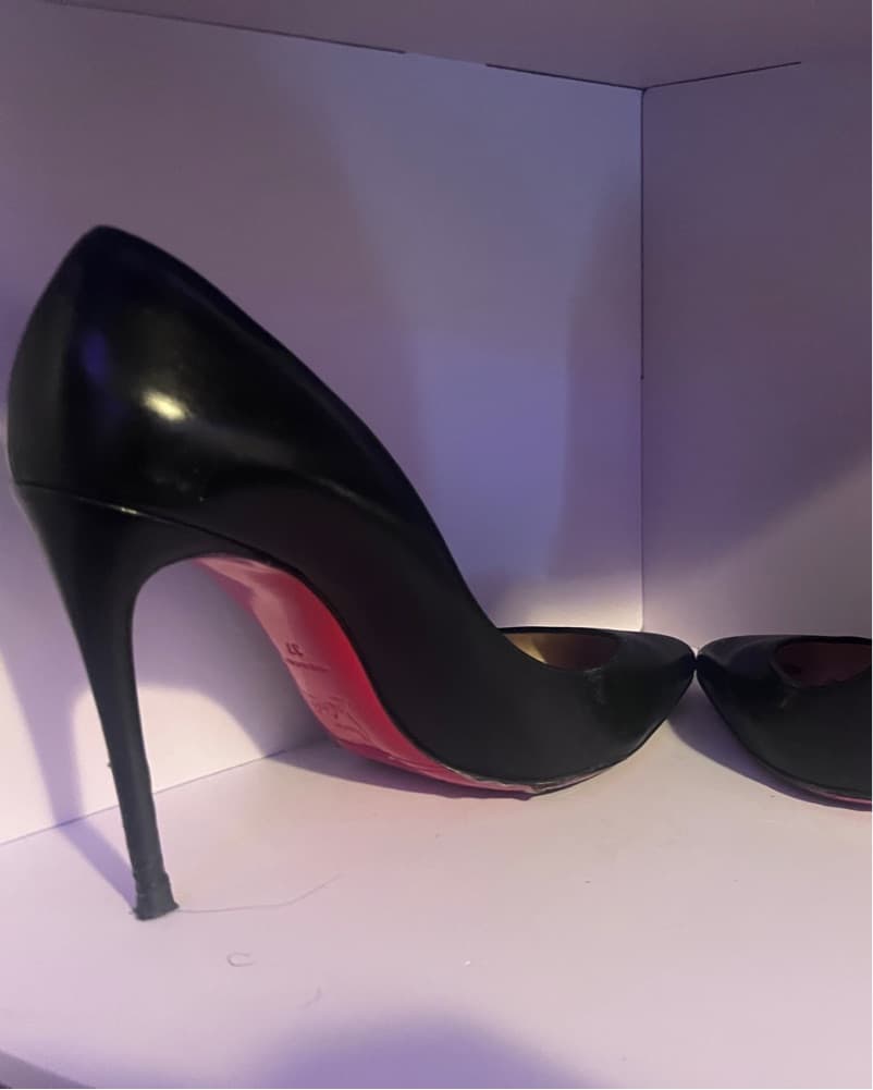 Sleek and Stylish Black Pumps 37 - Image 2