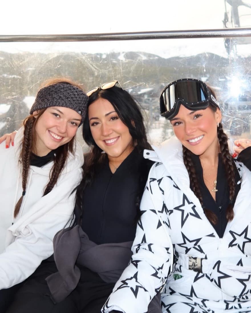Chic Star-Printed Snow Gear - Image 5
