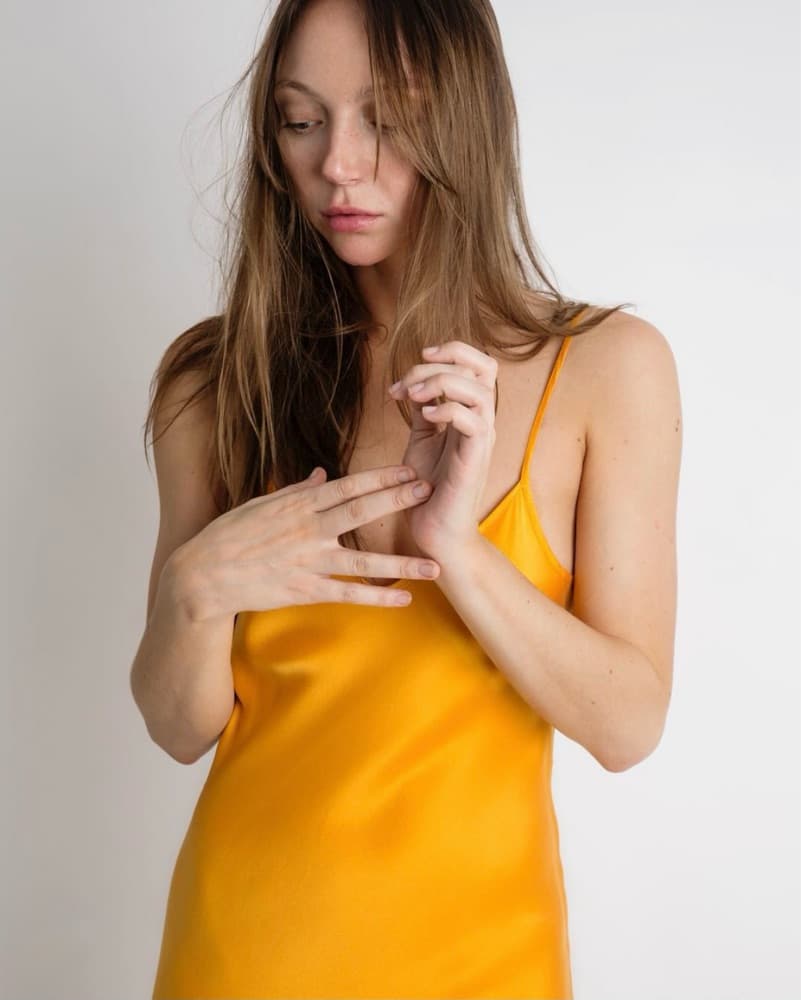90S SLIP DRESS MARIGOLD - Image 3