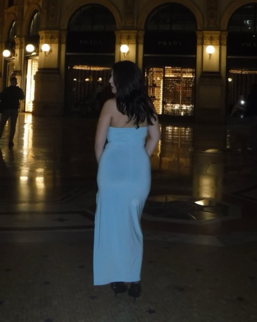 Chic Halter Neck Maxi Dress - Image 2