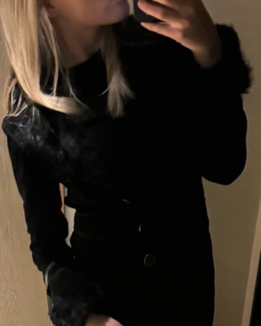 Vintage velvet and fur coat - Image 2