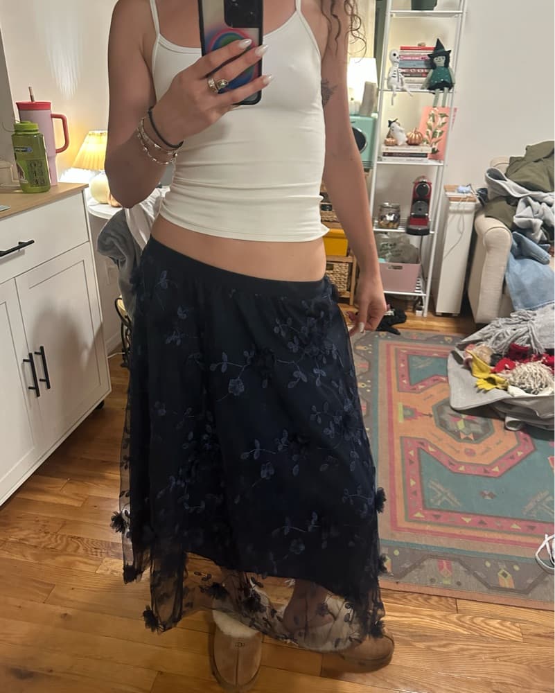 navy textured floral skirt - Image 2