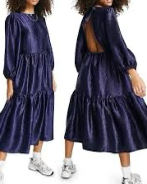 Backless Midnight Blue Textured Dress - Image 3