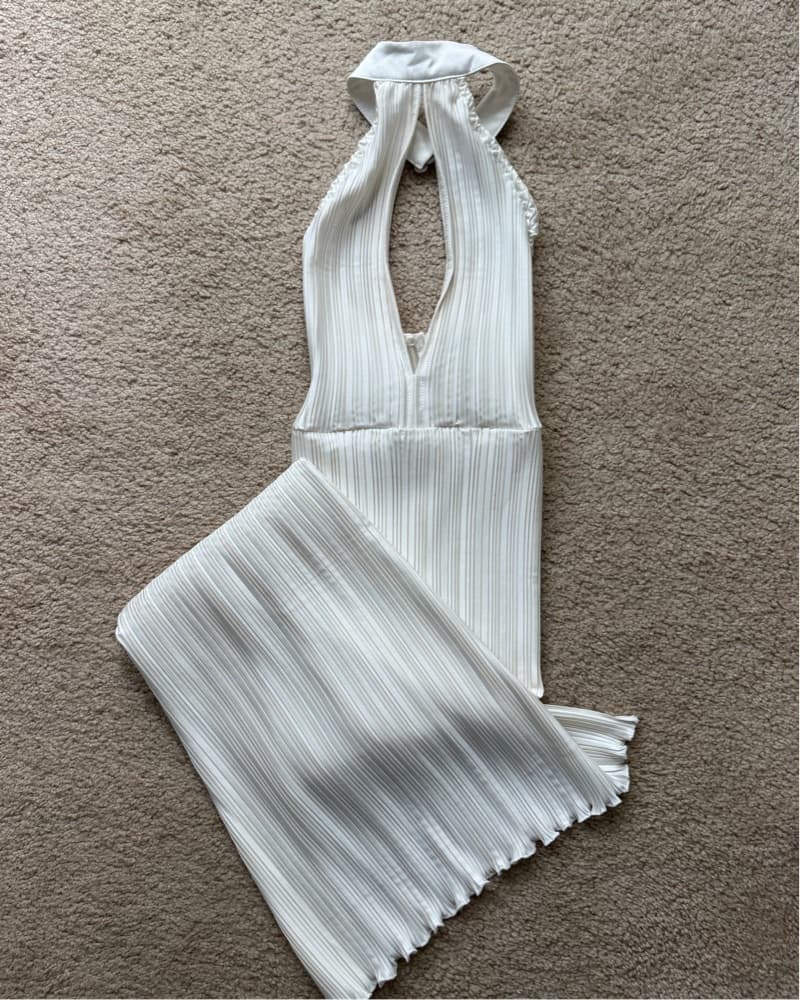 L’IDEE Ceremonie Dress In White - Image 4