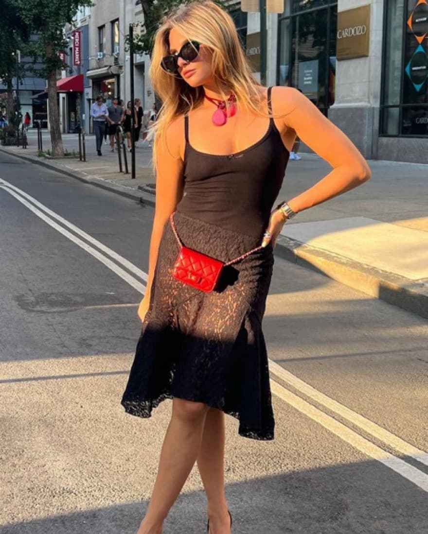 Gimaguas Black Lace Skirt - Image 2