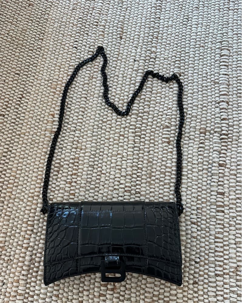 Balenciaga Hourglass Wallet On Chain - Image 2