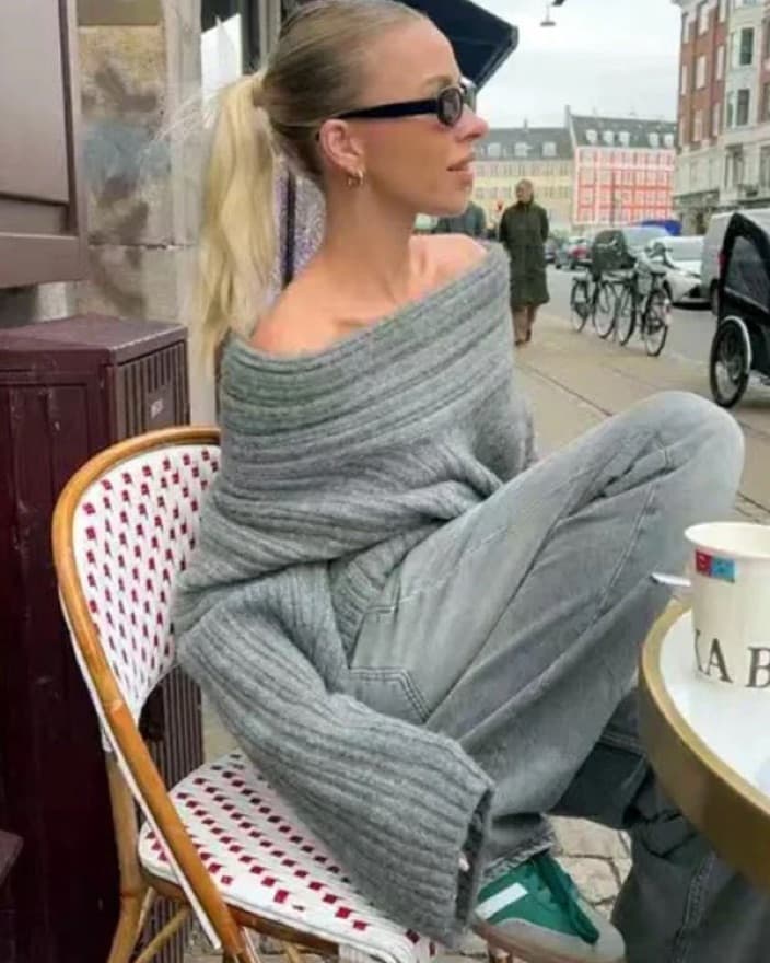 Gray Source Unknown Oversized Sweater - Image 2