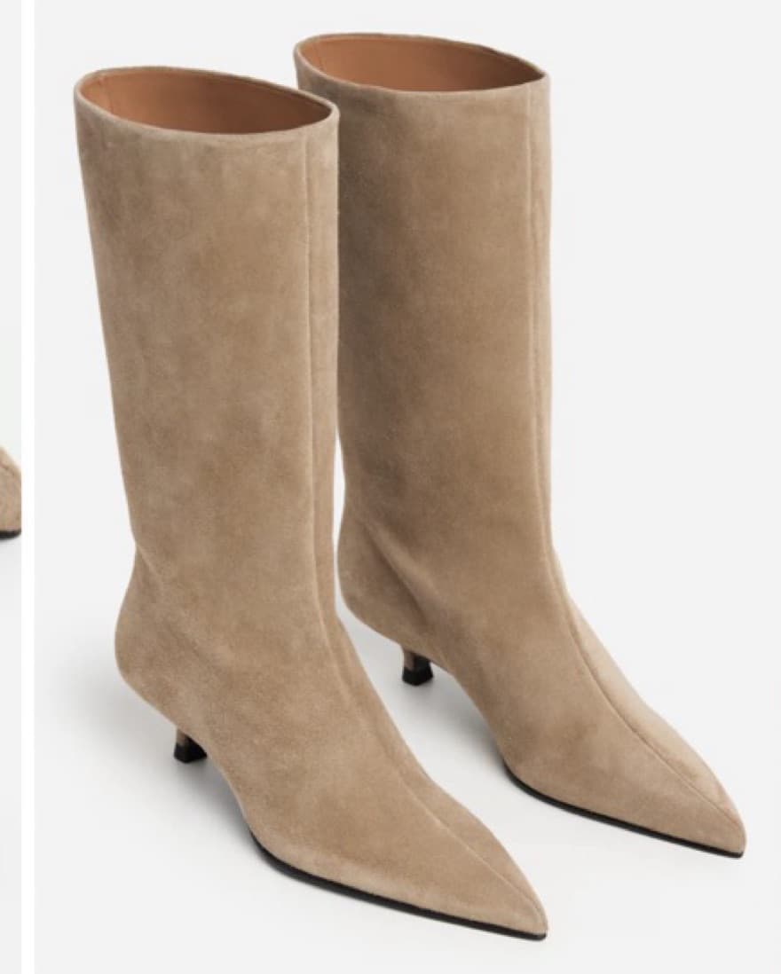 Suede Tan Pointy Toe Boots  - Image 4