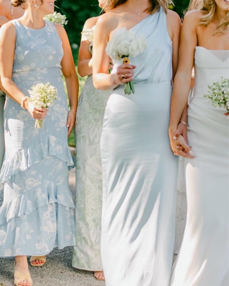 Bella Gown Lovers and Friends S - Image 4