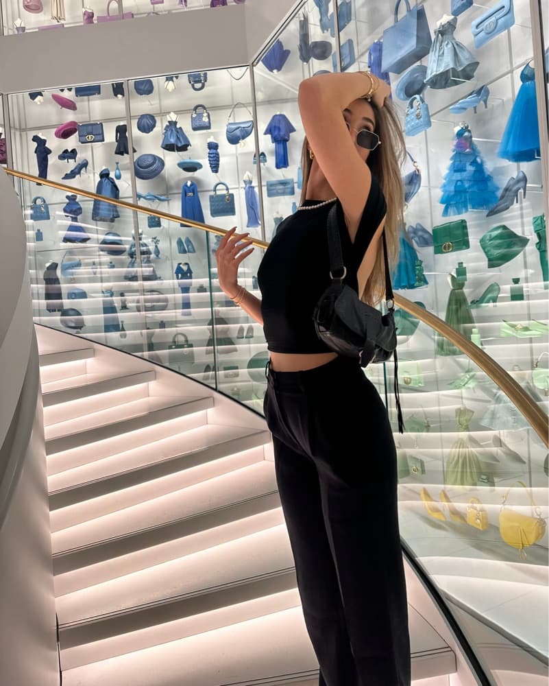 Aritzia Effortless Pant  - Image 3