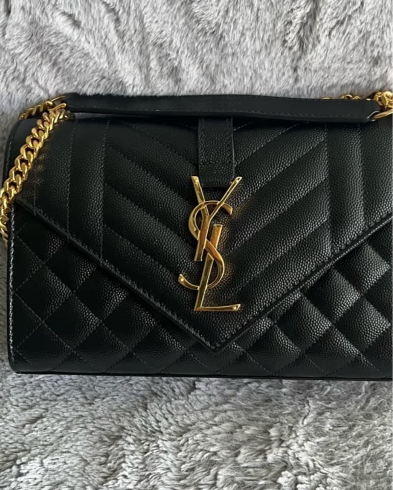 Sleek YSL Quilted Leather Crossbody Bag - Image 5