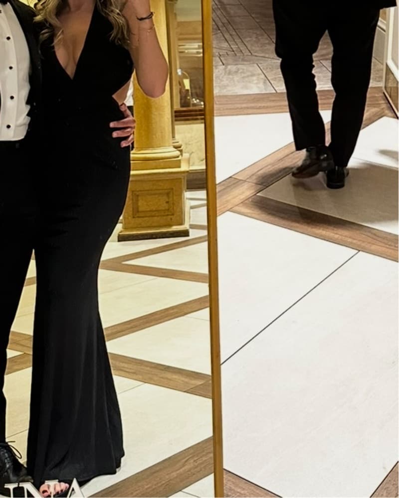 Black Dress - Image 3